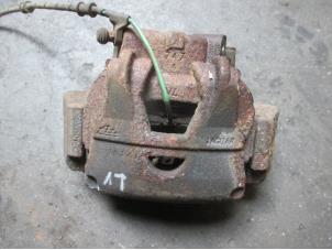 Gebruikte Remklauw (Tang) links-voor Jaguar XF (CC9) Prijs € 60,50 Inclusief btw aangeboden door Garage Callant