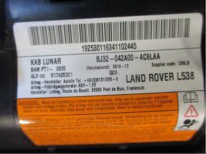 Airbag knie links van een Land Rover Range Rover Evoque (LVJ/LVS) 2.0 D 150 16V 5-drs. 2017