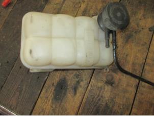 Gebruikte Expansievat Landrover Discovery II Prijs € 30,25 Inclusief btw aangeboden door Garage Callant