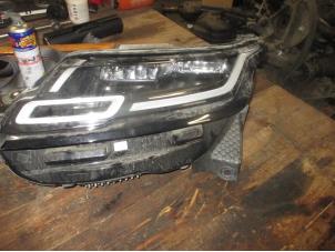 Gebruikte Koplamp links Landrover Range Rover Velar (LY) 2.0 16V P250 AWD Prijs € 605,00 Inclusief btw aangeboden door Garage Callant