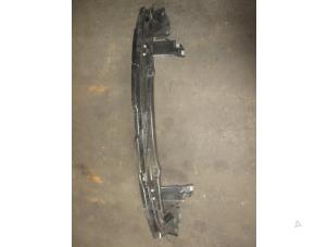 Gebruikte Bumperframe achter Landrover Discovery Sport L550 Prijs € 121,00 Inclusief btw aangeboden door Garage Callant