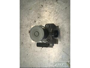 Gebruikte ABS Pomp Landrover Range Rover Sport (LS) 3.6 TDV8 32V Prijs € 242,00 Inclusief btw aangeboden door Garage Callant