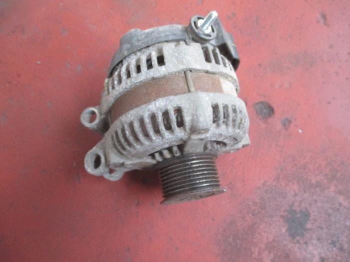 Gebruikte Dynamo Landrover Range Rover Sport (LS) 2.7 TDV6 24V Prijs € 90,75 Inclusief btw aangeboden door Garage Callant