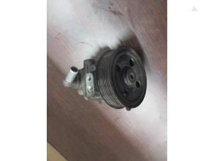 Gebruikte Stuurbekrachtiging Pomp Landrover Discovery III (LAA/TAA) 2.7 TD V6 Prijs € 121,00 Inclusief btw aangeboden door Garage Callant