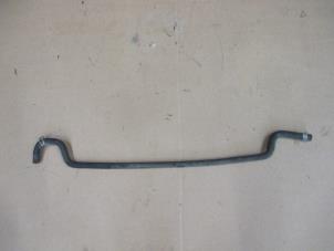 Gebruikte Waterpijp Landrover Discovery III (LAA/TAA) 2.7 TD V6 Prijs € 18,15 Inclusief btw aangeboden door Garage Callant