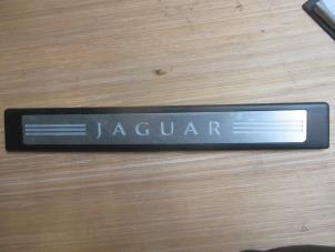 Gebruikte Voorinstap links Jaguar XF (CC9) 2.7 D V6 24V Prijs € 60,50 Inclusief btw aangeboden door Garage Callant