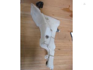 Gebruikte Ruitensproeiertank voor Jaguar XF Sportbrake Prijs € 90,75 Inclusief btw aangeboden door Garage Callant