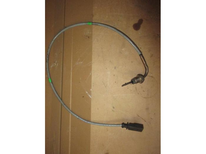 Gebruikte Uitlaat temperatuursensor Volkswagen Caddy Combi IV 2.0 TDI 102 Prijs € 24,20 Inclusief btw aangeboden door Garage Callant