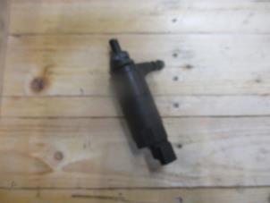 Gebruikte Koplampsproeier pomp Jaguar XF (CC9) 2.7 D V6 24V Prijs € 18,15 Inclusief btw aangeboden door Garage Callant