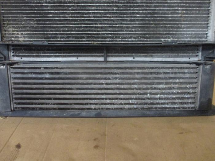 Gebruikte Intercooler Landrover Range Rover III (LM) 2.9 TD6 24V Prijs € 121,00 Inclusief btw aangeboden door Garage Callant