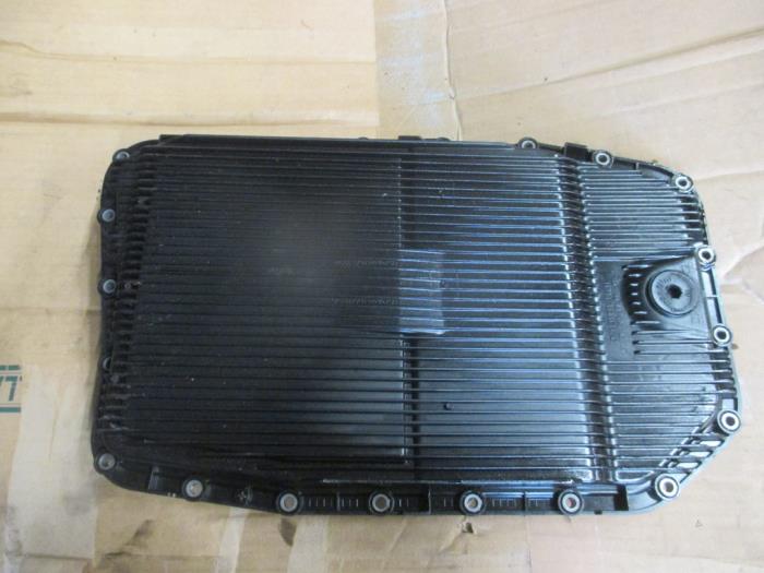 Carterpan van een Land Rover Range Rover Sport (LS) 2.7 TDV6 24V 2008