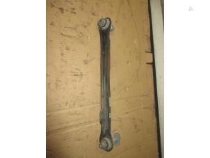 Gebruikte Draagarm links-achter Fiat 500X (334) 1.6 E-torq 16V Prijs € 30,25 Inclusief btw aangeboden door Garage Callant