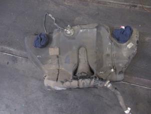 Gebruikte Brandstoftank Jaguar XJ (X350) 2.7d V6 24V Prijs € 181,50 Inclusief btw aangeboden door Garage Callant