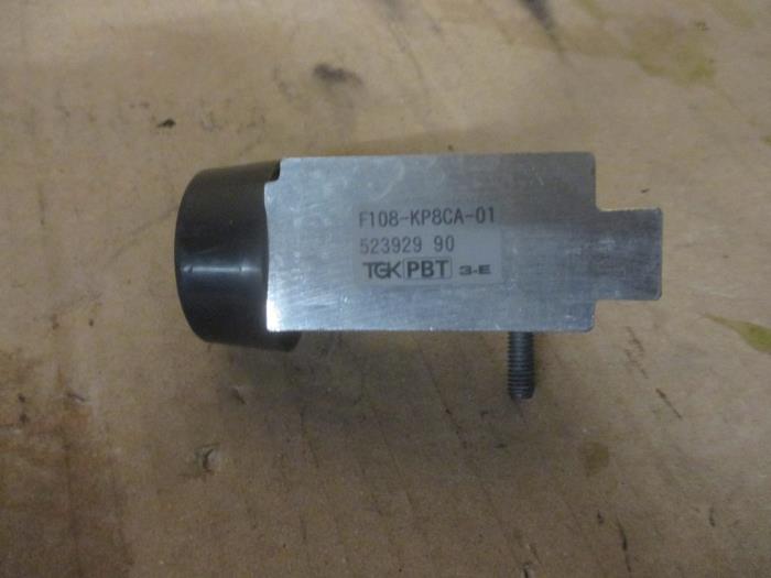 Gebruikte Expansieklep airco Hyundai i20 1.1 CRDi VGT 12V Prijs € 24,20 Inclusief btw aangeboden door Garage Callant