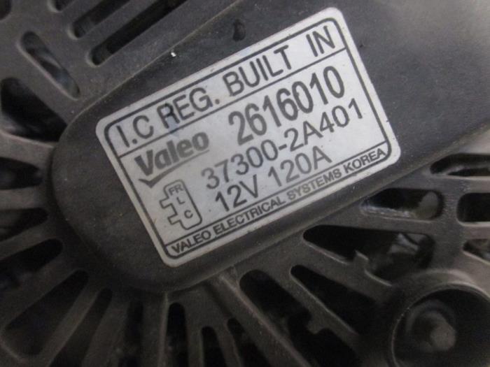Dynamo van een Hyundai i20 1.1 CRDi VGT 12V 2014