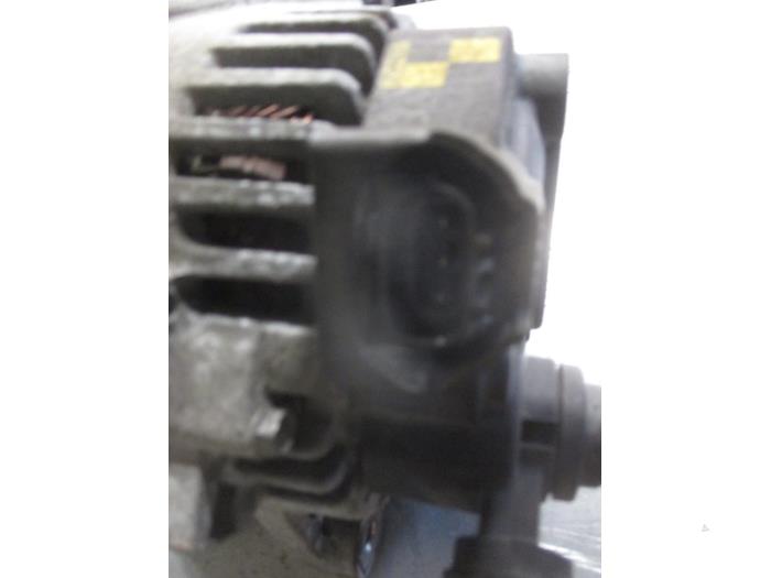 Dynamo van een Hyundai i20 1.1 CRDi VGT 12V 2014