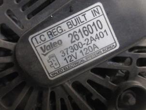 Dynamo van een Hyundai i20 1.1 CRDi VGT 12V 2014
