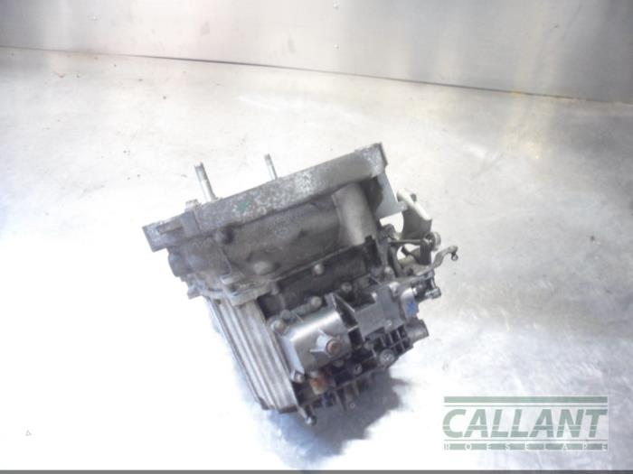 Gebruikte Versnellingsbak Alfa Romeo Giulietta (940) 1.6 JTDm 16V Prijs € 665,50 Inclusief btw aangeboden door Garage Callant