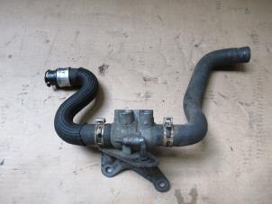 Gebruikte Waterpijp Peugeot 206+ (2L/M) 1.4 HDi Eco 70 Prijs € 24,20 Inclusief btw aangeboden door Garage Callant