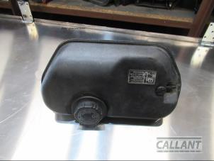 Gebruikte Expansievat Jaguar XJ (X351) 3.0 D V6 24V Prijs € 60,50 Inclusief btw aangeboden door Garage Callant