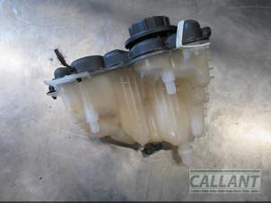 Gebruikte Expansievat Jaguar F-Pace 2.0 D 180 16V AWD Prijs € 30,25 Inclusief btw aangeboden door Garage Callant