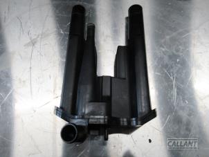 Gebruikte Olietank Jaguar XJ (X351) 3.0 D V6 24V Prijs € 24,20 Inclusief btw aangeboden door Garage Callant