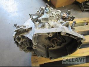 Gebruikte Versnellingsbak Jeep Compass II (MP) 1.6 D 16V Multijet II Prijs € 544,50 Inclusief btw aangeboden door Garage Callant