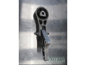 Gebruikte Motorrubber Jeep Compass II (MP) 1.6 D 16V Multijet II Prijs € 30,25 Inclusief btw aangeboden door Garage Callant