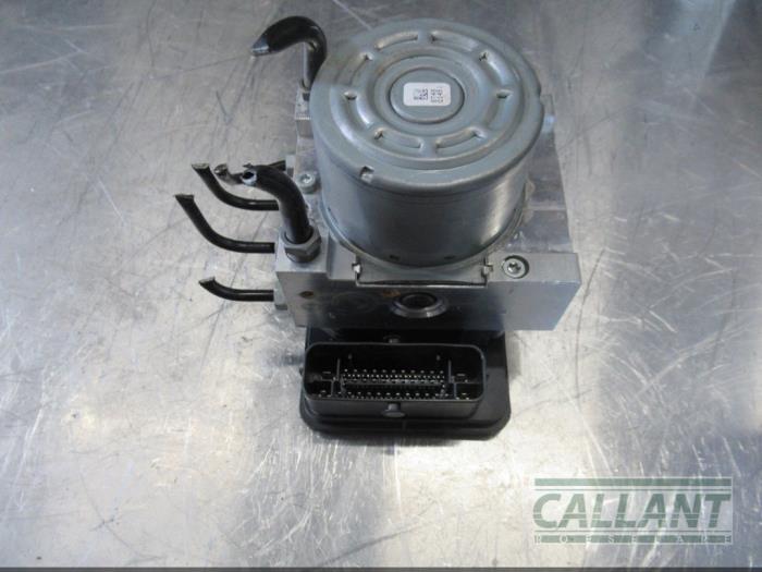 Gebruikte ABS Pomp Landrover Range Rover Evoque (LVJ/LVS) Prijs € 181,50 Inclusief btw aangeboden door Garage Callant