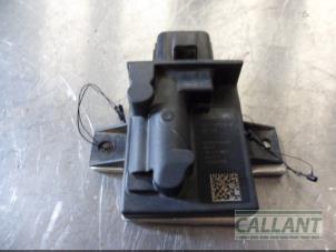 Gebruikte Brandstofpomp module Jaguar XE 2.0 D E-Performance 16V Prijs € 30,25 Inclusief btw aangeboden door Garage Callant