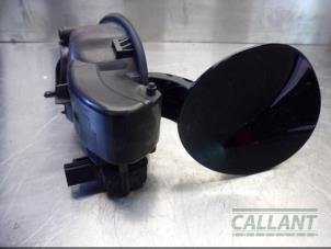 Gebruikte Tank Klep Landrover Range Rover Evoque (LVJ/LVS) 2.0 D 180 16V Prijs € 30,25 Inclusief btw aangeboden door Garage Callant