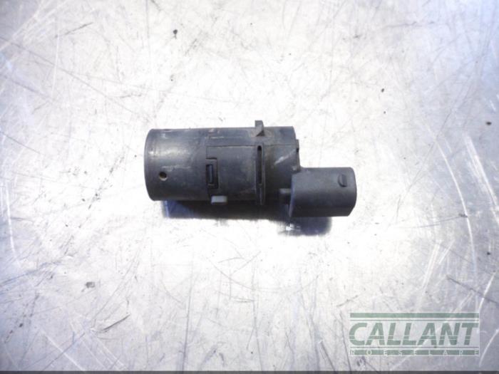 PDC Sensor van een Jaguar S-type (X200) 2.7 TD 24V Euro IV 2006