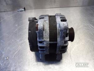 Gebruikte Dynamo Jaguar XE 2.0 D E-Performance 16V Prijs € 121,00 Inclusief btw aangeboden door Garage Callant