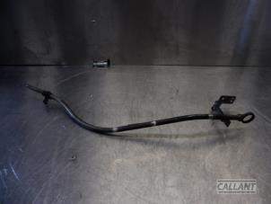 Gebruikte Olie Peilstok Jaguar XE 2.0 D E-Performance 16V Prijs € 12,10 Inclusief btw aangeboden door Garage Callant