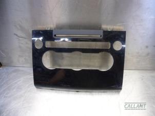 Gebruikte Carrosserielijst Landrover Range Rover IV (LG) 3.0 TDV6 24V Prijs € 90,75 Inclusief btw aangeboden door Garage Callant