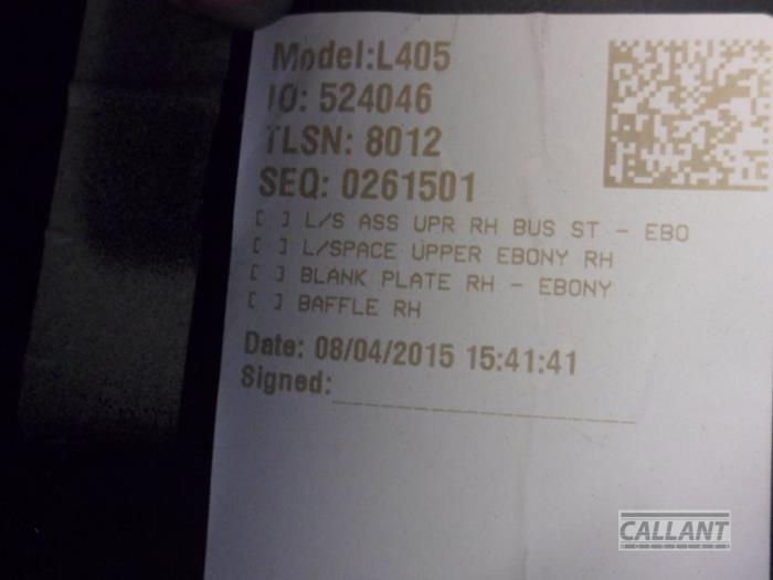 Kofferbakbekleding rechts van een Land Rover Range Rover IV (LG) 3.0 TDV6 24V 2015