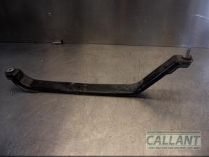 Gebruikte Brandstoftank beugel Landrover Range Rover Velar (LY) 2.0 16V P250 AWD Prijs € 24,20 Inclusief btw aangeboden door Garage Callant