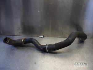 Gebruikte Intercooler Slang Landrover Range Rover IV (LG) 3.0 TDV6 24V Prijs € 60,50 Inclusief btw aangeboden door Garage Callant