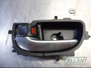 Gebruikte Deurgreep 4Deurs links-voor Toyota Yaris III (P13) 1.5 16V Dual VVT-iE Prijs € 12,10 Inclusief btw aangeboden door Garage Callant