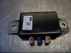 Gebruikte Antenne Jaguar XF Sportbrake 2.0d 163 E-Performance 16V Prijs € 24,20 Inclusief btw aangeboden door Garage Callant