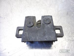 Gebruikte Slotmechaniek Motorkap Jaguar XF Sportbrake 2.0d 163 E-Performance 16V Prijs € 18,15 Inclusief btw aangeboden door Garage Callant