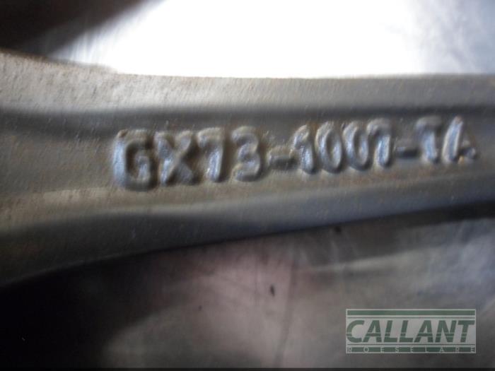 Velgen set van een Jaguar XE 2.0 D E-Performance 16V 2018