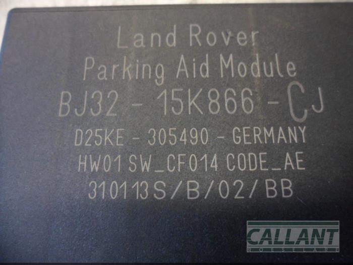 Module PDC van een Land Rover Freelander II 2.2 eD4 16V 2013