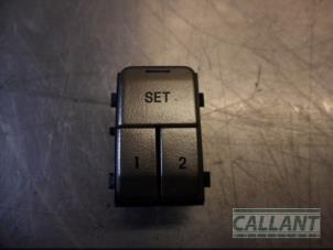 Gebruikte Schakelaar Stoelverstelling Jaguar XF (CC9) 2.7 D V6 24V Prijs € 18,15 Inclusief btw aangeboden door Garage Callant