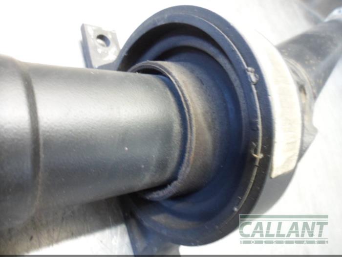 Tussenas van een Jaguar XJ (X351) 3.0 D V6 24V 2013