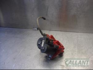 Gebruikte Remklauw (Tang) links-achter Jaguar XF Sportbrake 3.0 S V6 D 24V Prijs € 151,25 Inclusief btw aangeboden door Garage Callant