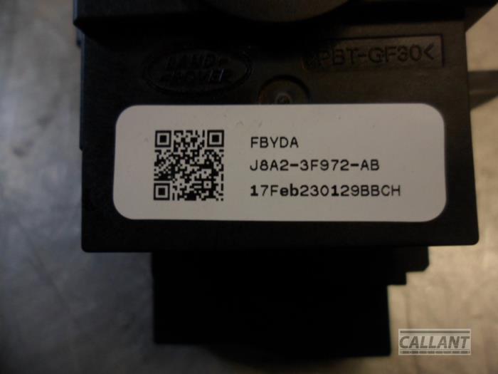 Richtingaanwijzer Schakelaar van een Land Rover Range Rover Velar (LY) 3.0 D300 AWD 2018