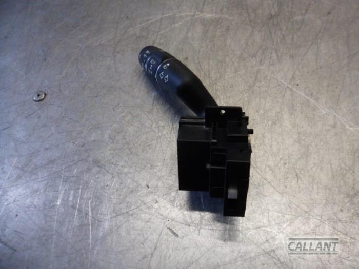 Richtingaanwijzer Schakelaar van een Land Rover Range Rover Velar (LY) 3.0 D300 AWD 2018