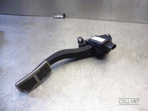 Gebruikte Gaspedaal Landrover Range Rover Velar (LY) 3.0 D300 AWD Prijs € 60,50 Inclusief btw aangeboden door Garage Callant