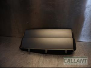 Gebruikte Luchtrooster zijkant Landrover Range Rover III (LM) 4.4 V8 32V Prijs € 30,25 Inclusief btw aangeboden door Garage Callant